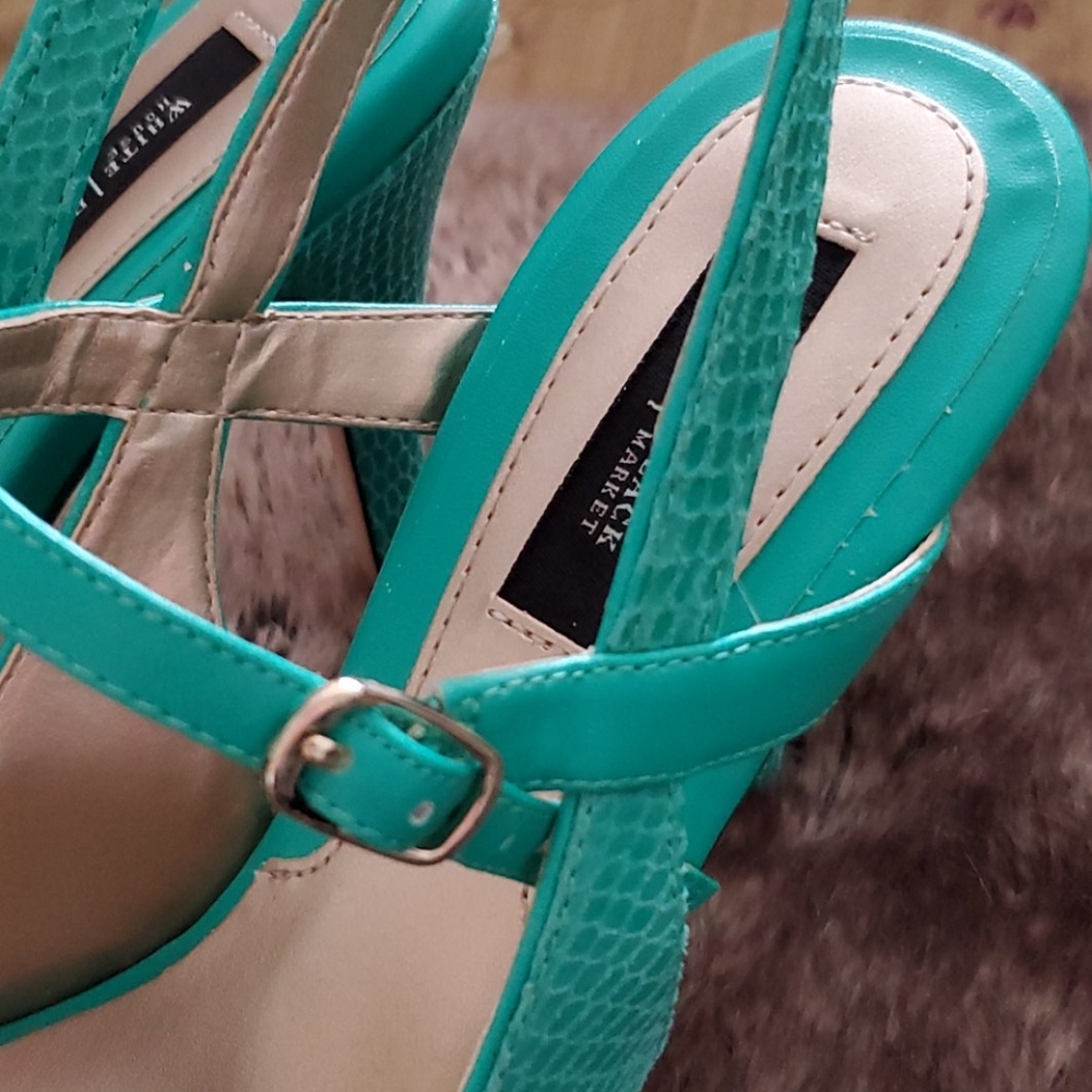 Whbm Green Python Stacked Heels - image 6